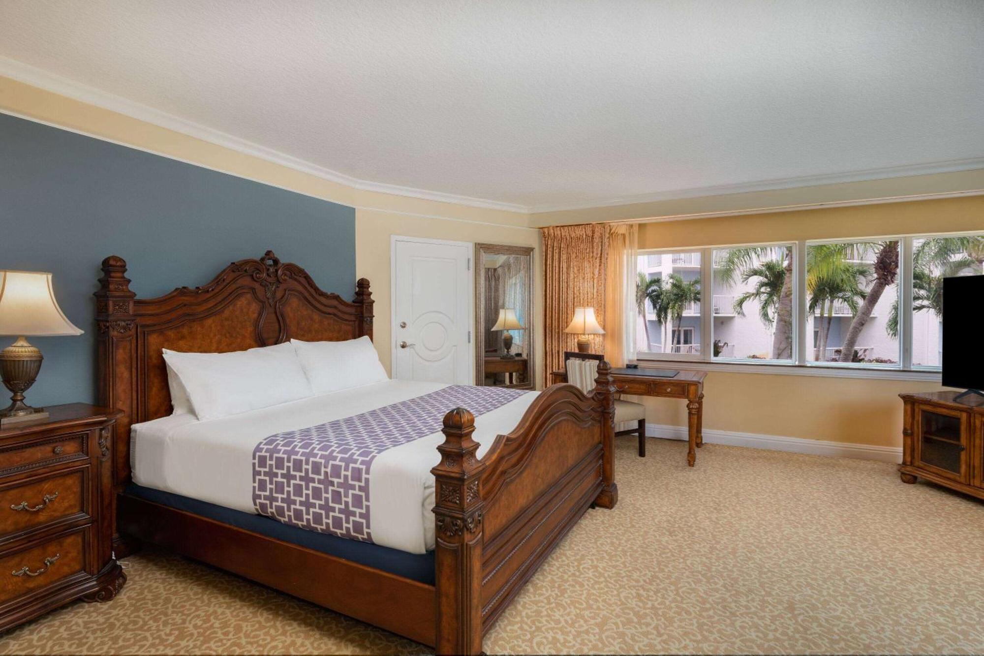 Safety Harbor Resort & Spa Trademark Collection By Wyndham Exterior photo