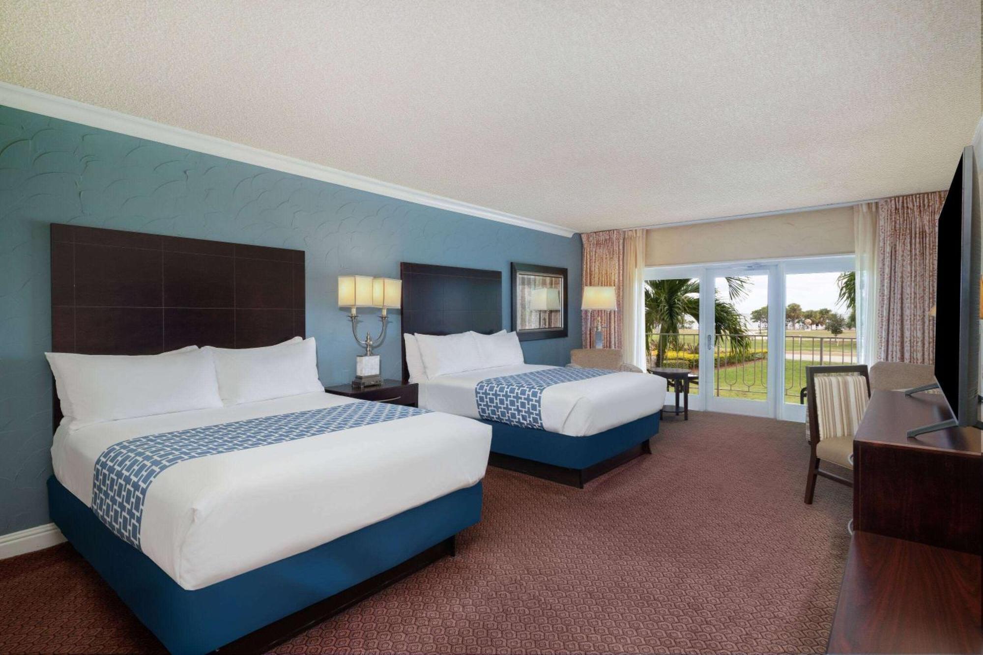 Safety Harbor Resort & Spa Trademark Collection By Wyndham Exterior photo