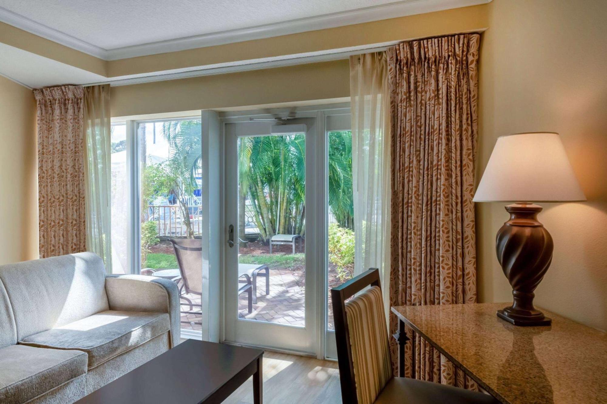 Safety Harbor Resort & Spa Trademark Collection By Wyndham Exterior photo